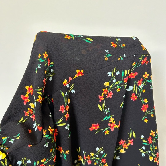 NWT Cece floral joggers with functional drawstring and pockets - size 10 - Picture 6 of 7